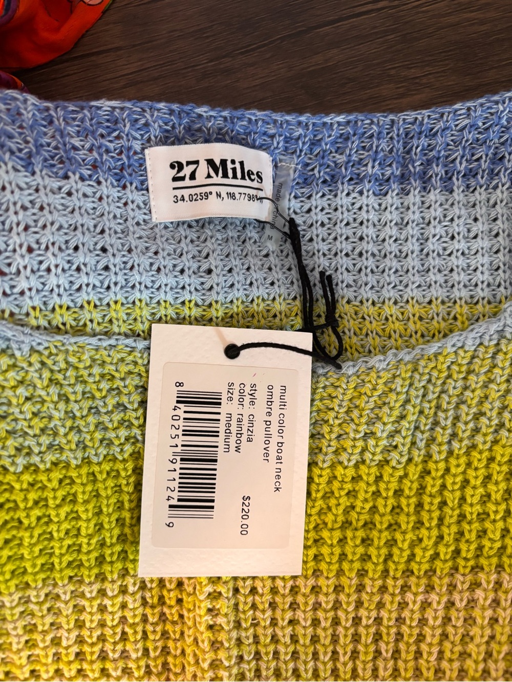 New boatneck sweater size medium - Picture 4 of 4